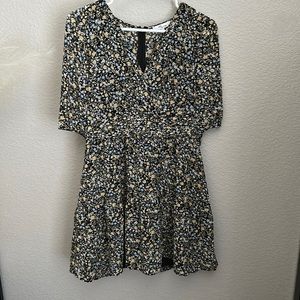 Cute floral dress !!